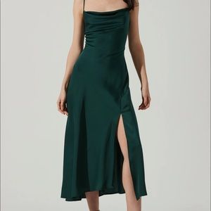 ASTR Gia midi dress